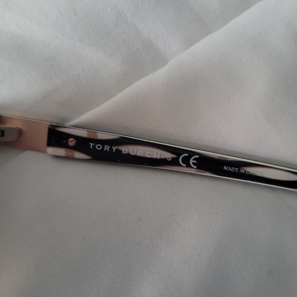 Tory Burch sunglasses - Picture 4 of 7